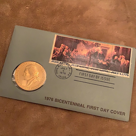 1976 Bicentennial Medal And Stamp Commemorative - Picture 5 of 5